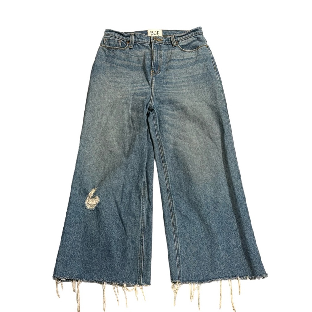 BDG Womans 29 Light Wash Raw Hem Cropped Baggy Wide Leg Jeans